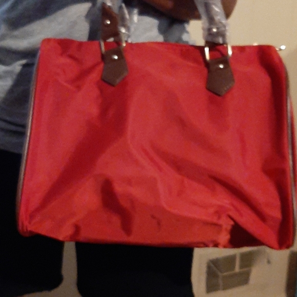 Handbag - Picture 2 of 2